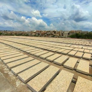 广西 黄金麻荔枝面花岗岩石材地铺石防护中
