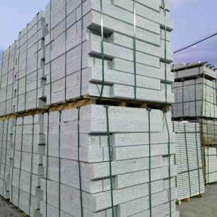 广西 芝麻白花岗岩路沿石，路缘石，路肩石，道牙，立缘石，马路牙子，街沿石，侧石等