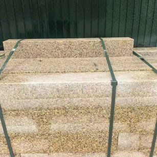 广西 黄金麻花岗岩石材机切面栏杆料半成品