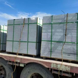 广西 芝麻白花岗岩地铺石装车日常