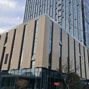 广西 黄金麻花岗岩外墙干挂