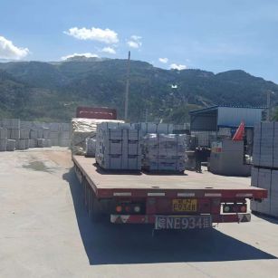 广西 芝麻白仿形路沿石，直形路沿石