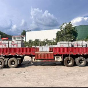 广西 芝麻灰花岗岩地铺石出货日常