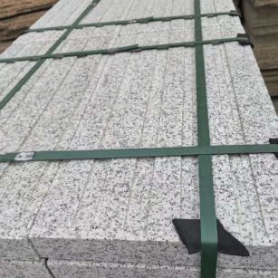 广西 白麻花岗岩直行盲道石，盲条，地铺石