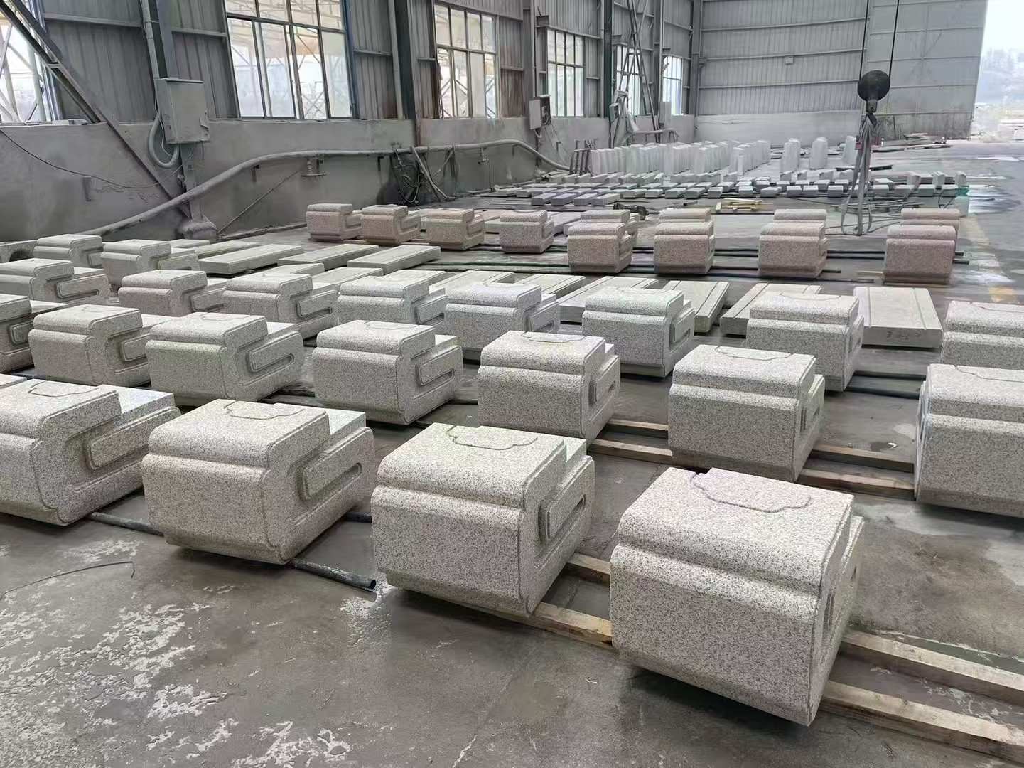 广西 白麻花岗岩异形加工-石凳，坐凳