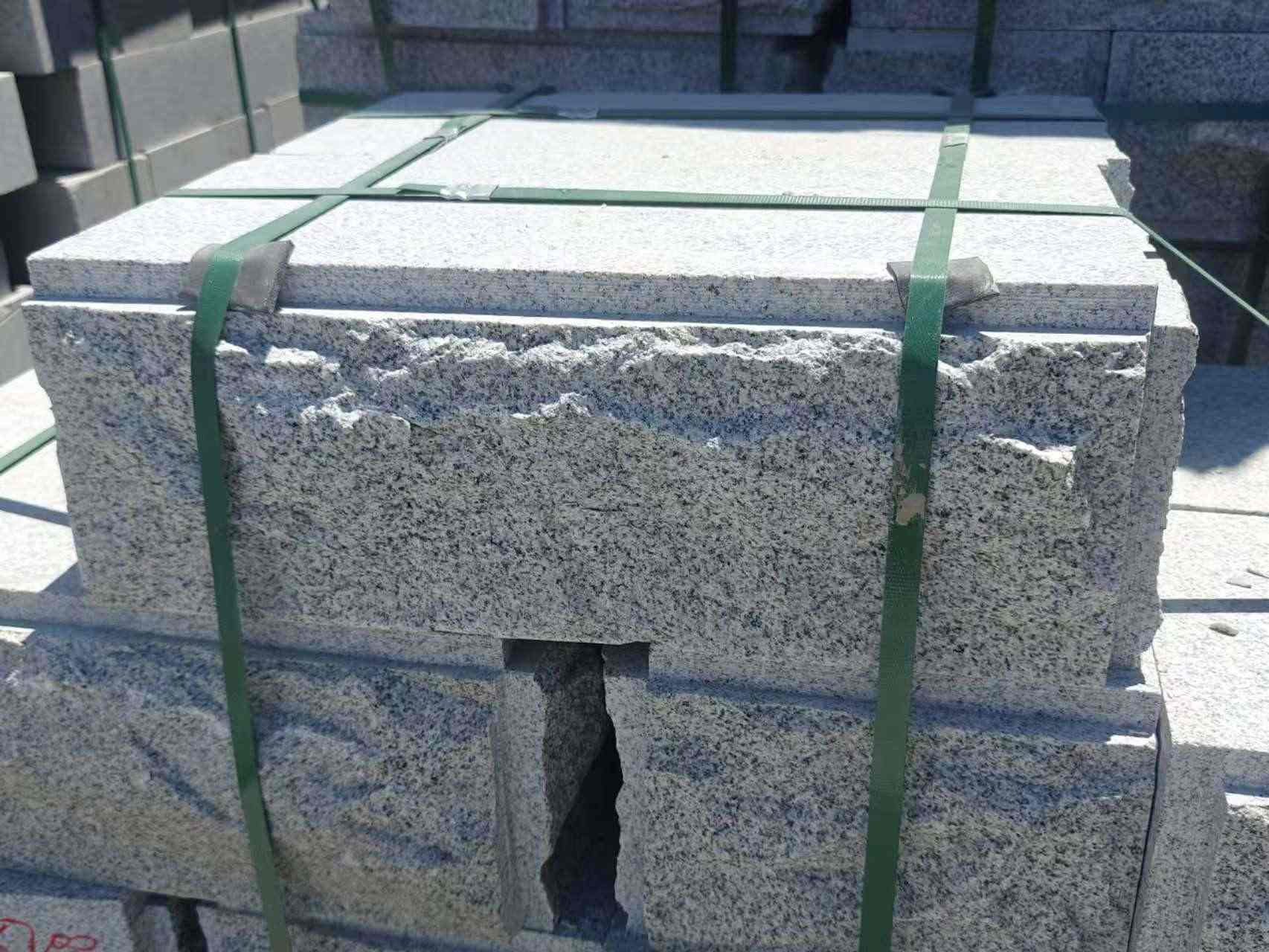 广西 芝麻白花岗岩自然面成品