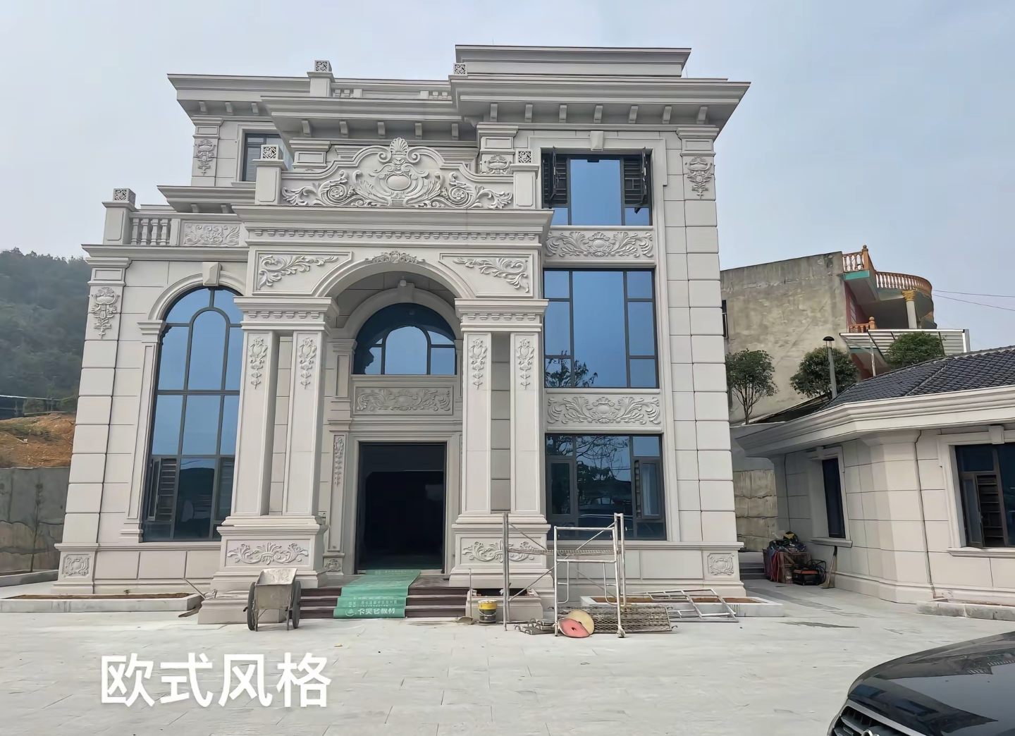 广西 白麻花岗岩别墅外墙干挂