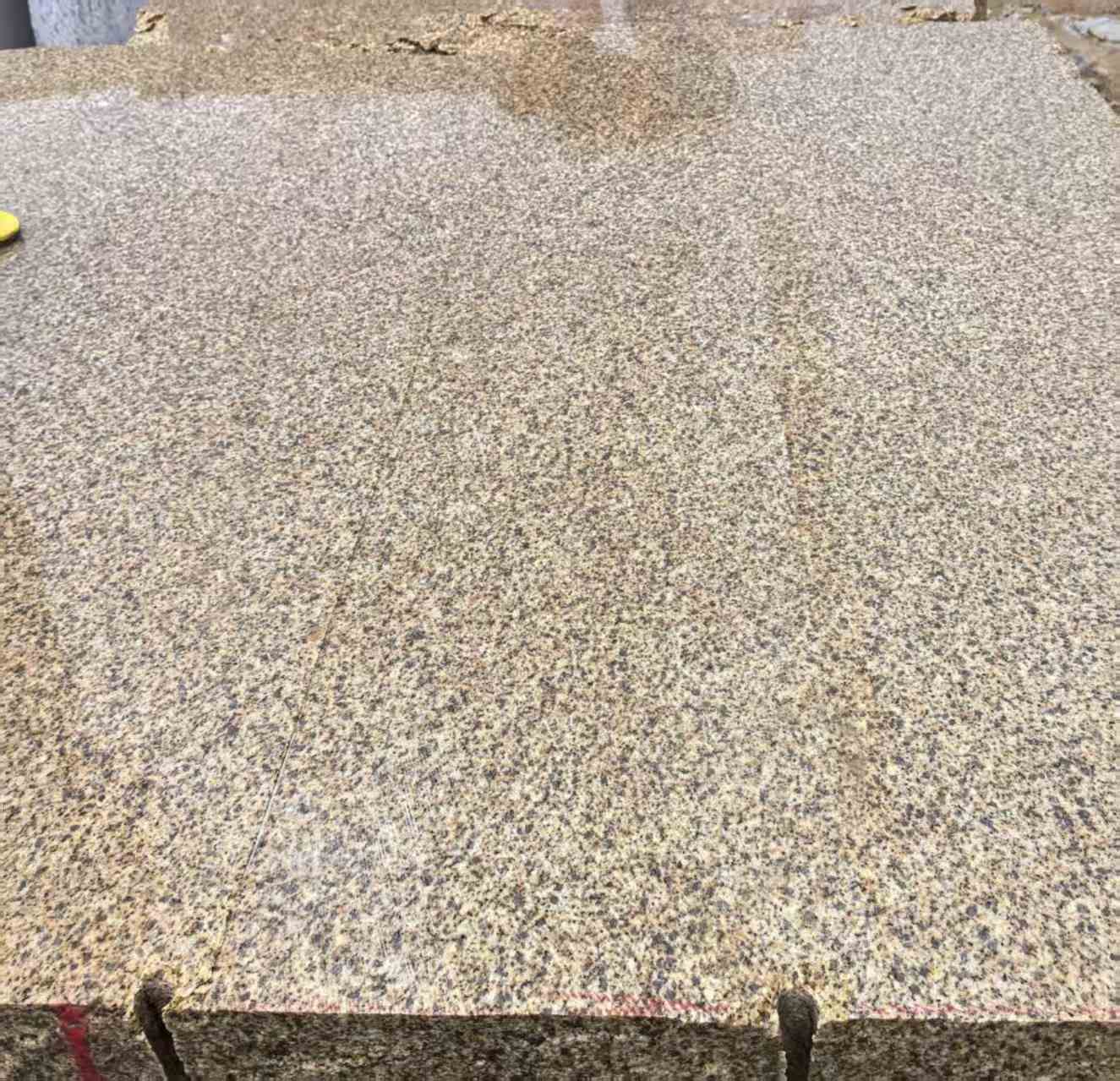 广西 黄金麻花岗岩石材方料