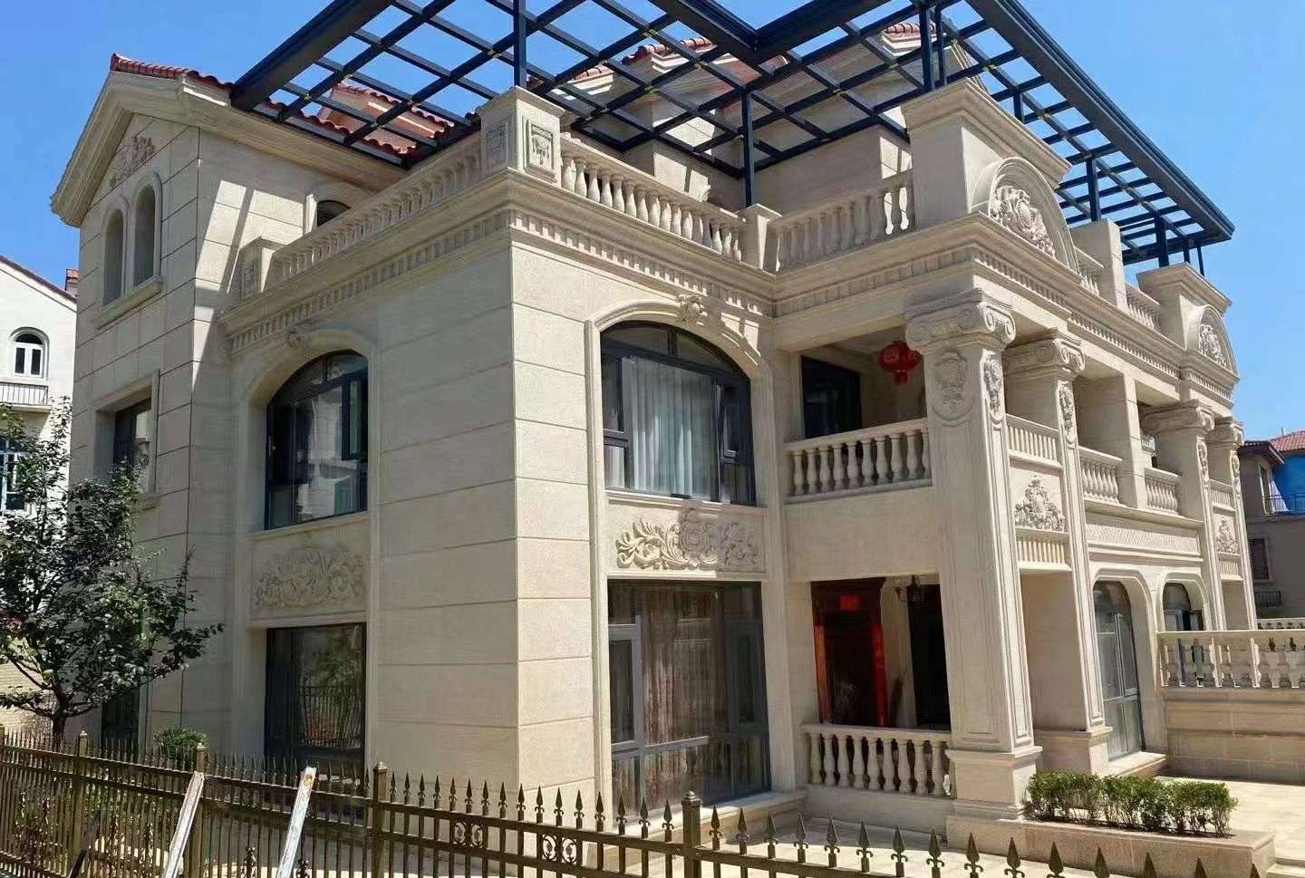 广西 黄金麻花岗岩荔枝面别墅外墙干挂