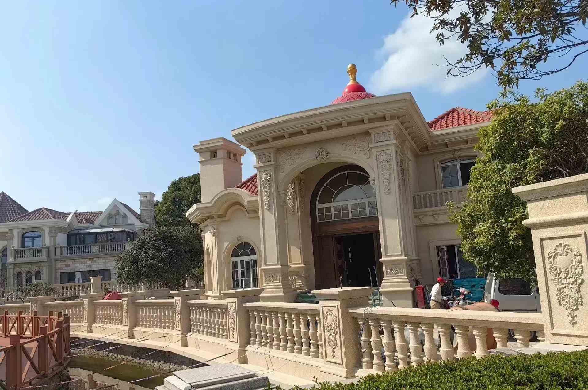 广西 黄金麻花岗岩欧式别墅