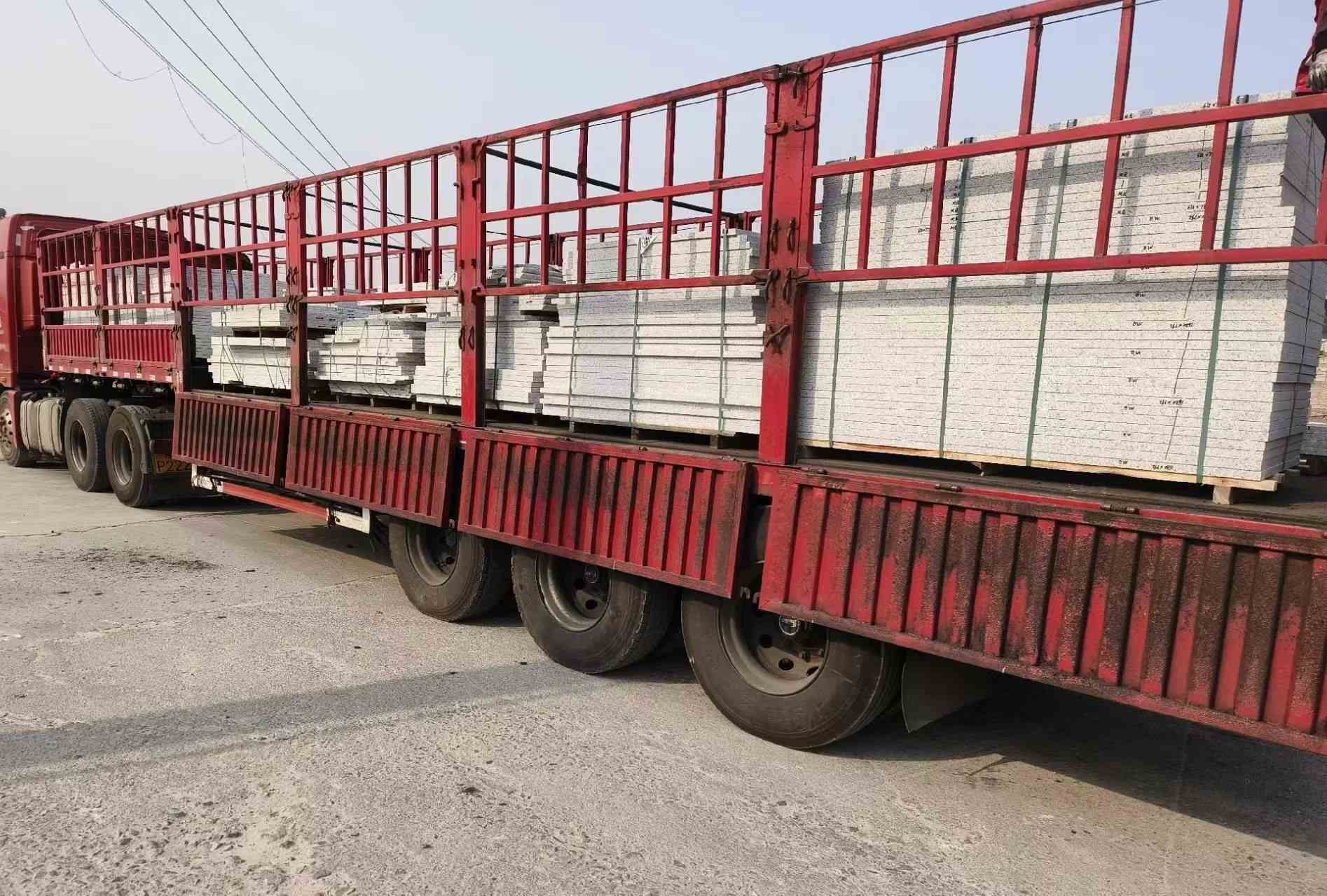 广西 白麻荔枝面外墙干挂，工厂装车日常