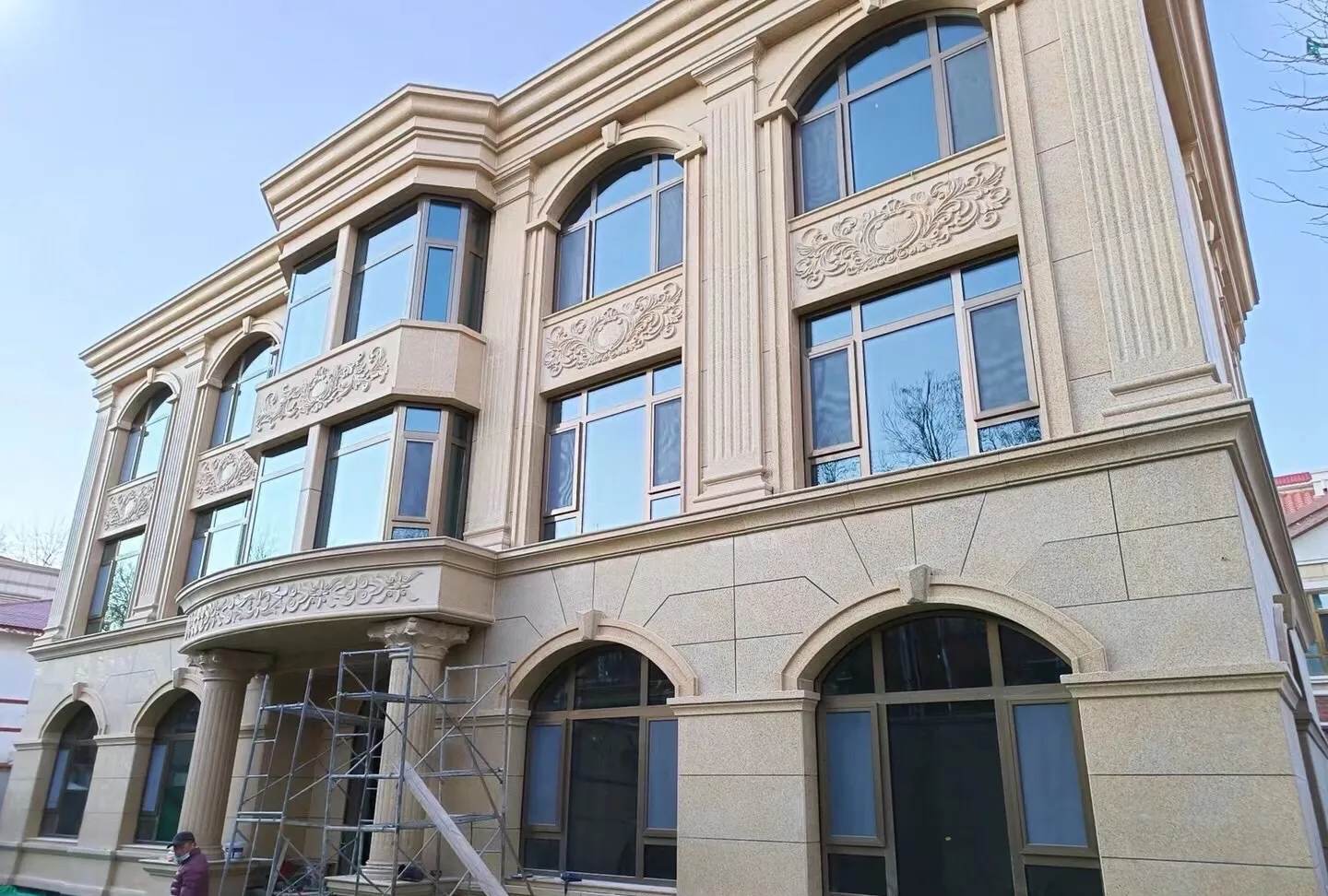 广西 黄金麻花岗岩别墅外墙干挂